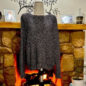 Cute boxy Forever21 black and white Sweater